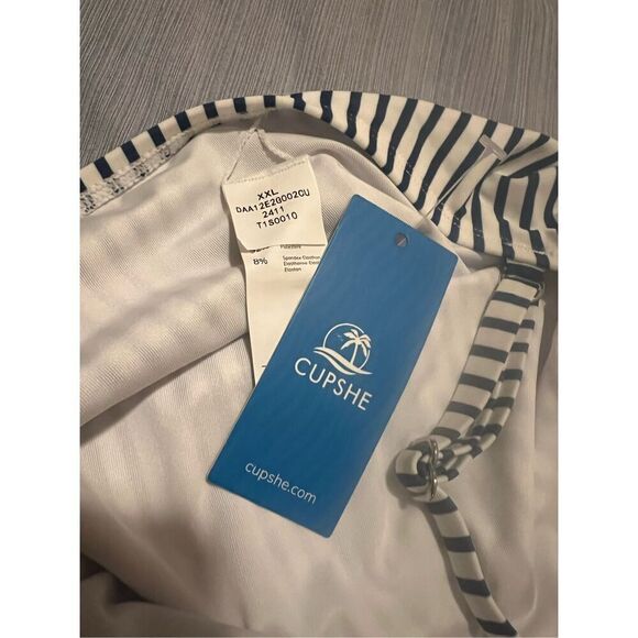 NWT Cupshe blue and white striped one-piece swimsuit - Picture 6 of 6